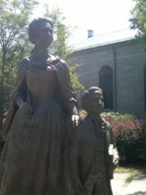 Abigail As Mom Statue